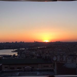 Meet your Posher, Ritha